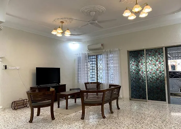 Dr Nims Guesthouse 4 Bedrooms Bungalow