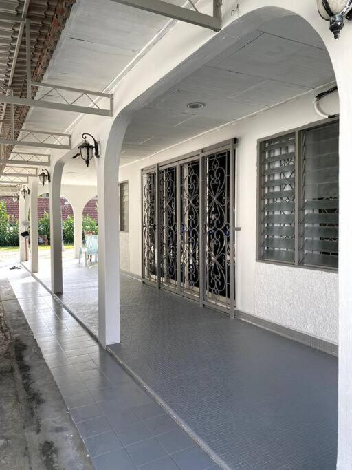 Holiday home Dr Nims 4 Bedrooms Johor Bahru